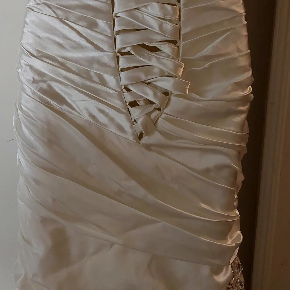 WEDDING DRESS SOTTERO & MIDGLEY. sz 0, $600 GLENN HEIGHTS TX PPU OR SHIPPING - Picture 6 of 13